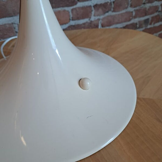 Lampada da tavolo Pantella – Verner Panton