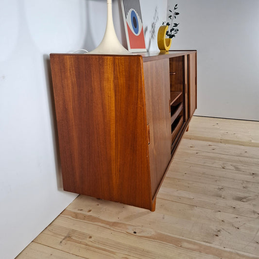 Sideboard Vintage in Teak con Ante Scorrevoli – Design Danese