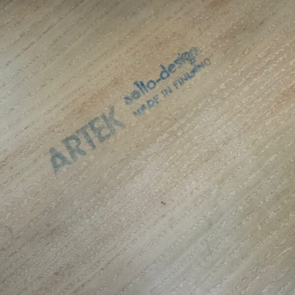 Sgabello vintage “X600” Alvar Aalto per Artek