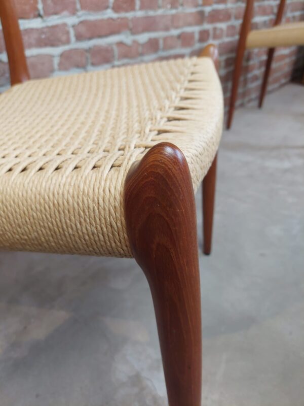 Set di sei sedie in teak Nils Otto Møller per J L Møllers møbelfabrik