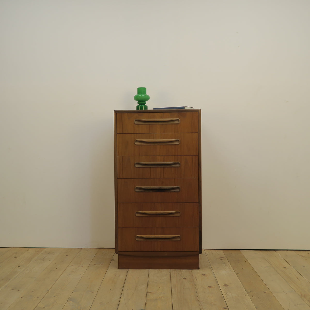 Cassettiera Tall Boy “Fresco” di Victor B. Wilkins per G-Plan, teak, Inghilterra 1960