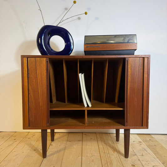 Mobile Vintage per Giradischi con Porta Dischi Integrato – Design Mid-Century Scandinavo