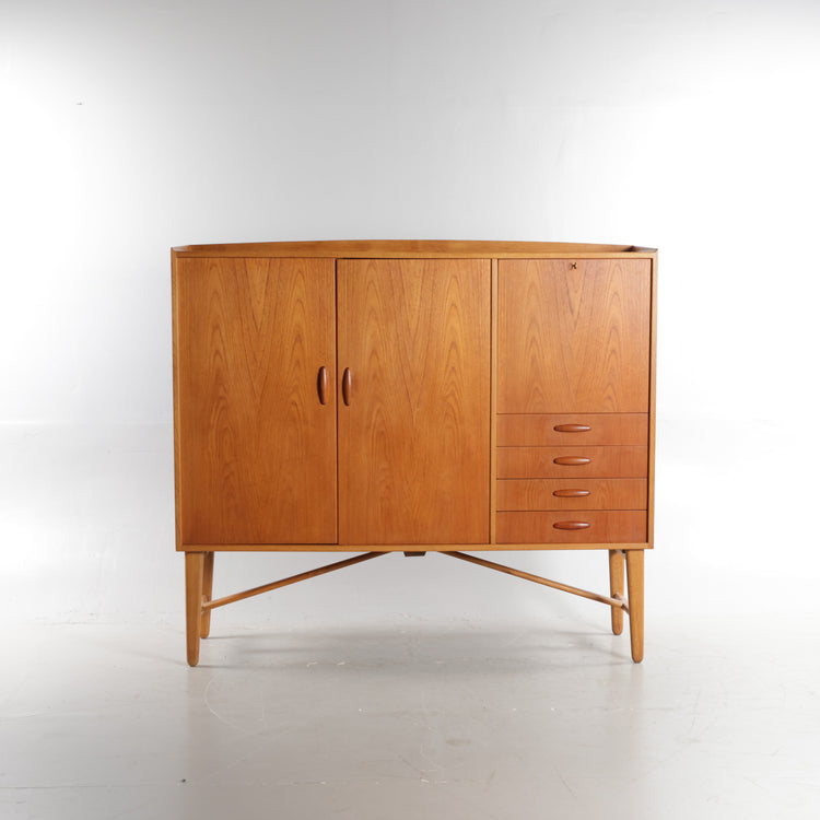 Storage furniture: vintage sideboards, cupboards, and bookcases