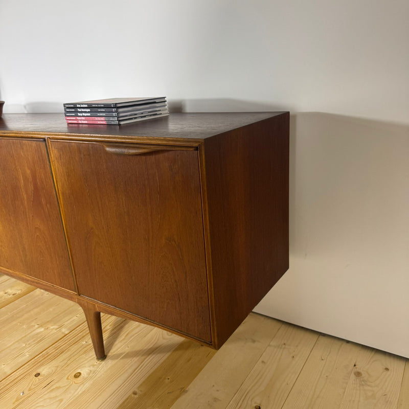 McIntosh sideboard in teak – Mobile vintage restaurato, anni ’60