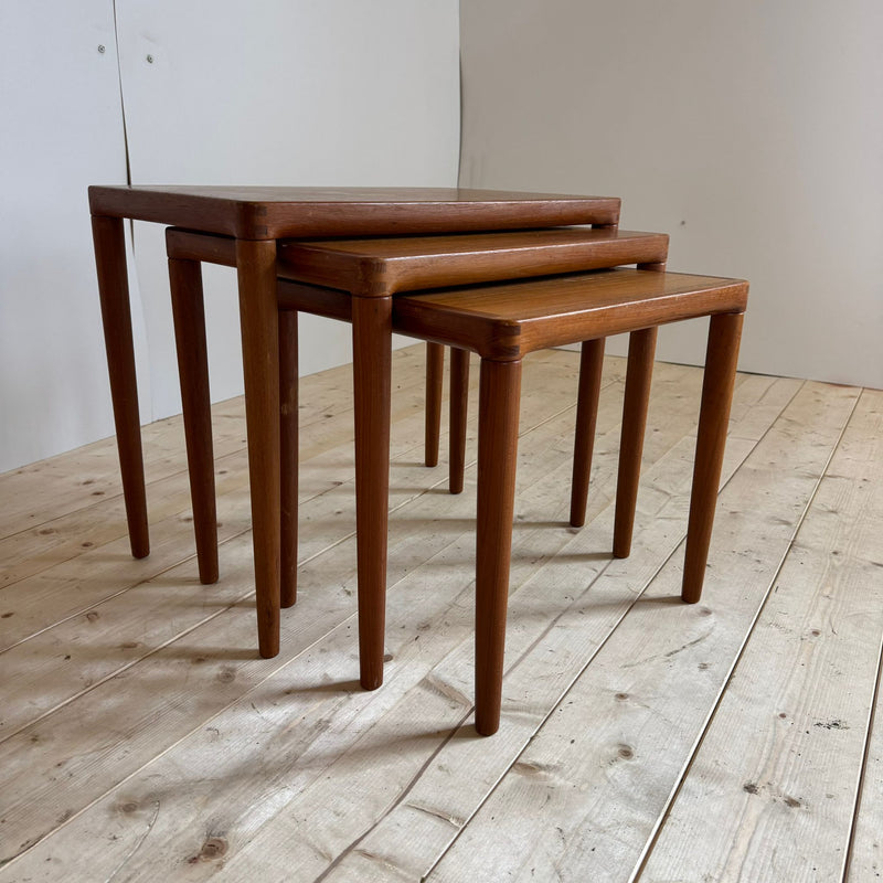 Nesting tables in teak, H.W. Klein per Bramin, Danimarca 1960