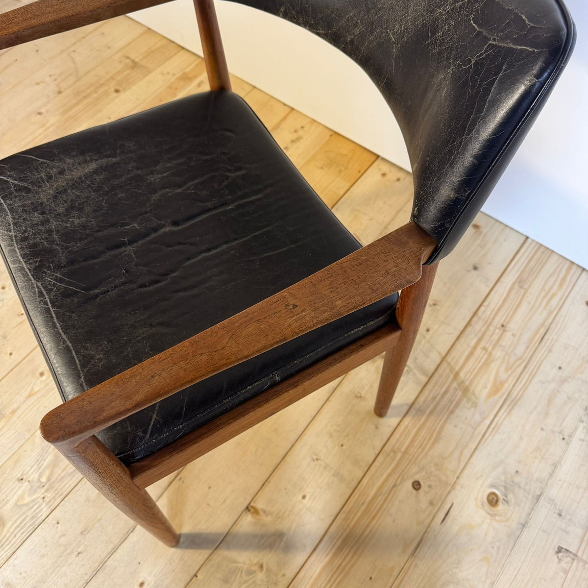 Sedia da Scrittoio con Braccioli di Erik Kirkegaard – Danimarca, 1960