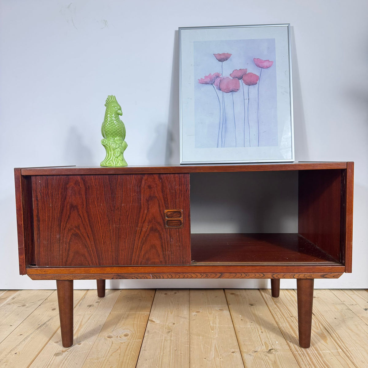 Sideboard in Palissandro con Ante Scorrevoli – Mid-Century Modern