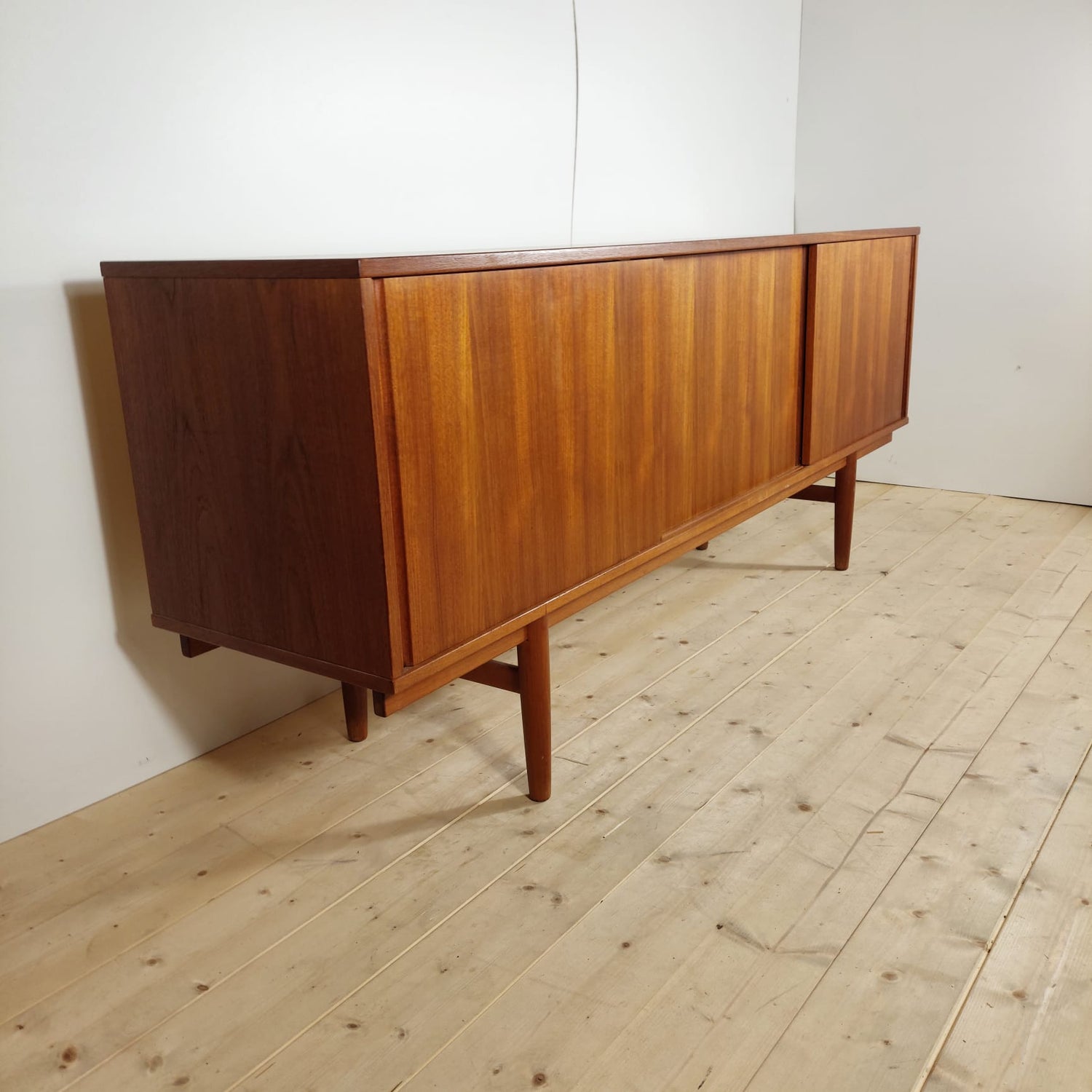Sideboard danese in teak di EW Bach, anni ’60 – Design Scandinavo Vintage