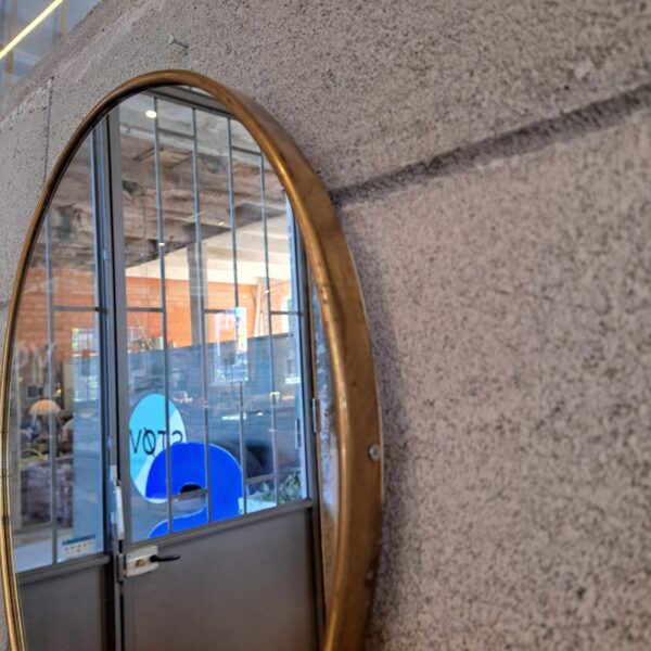 Specchio con cornice in ottone, Danimarca 1960