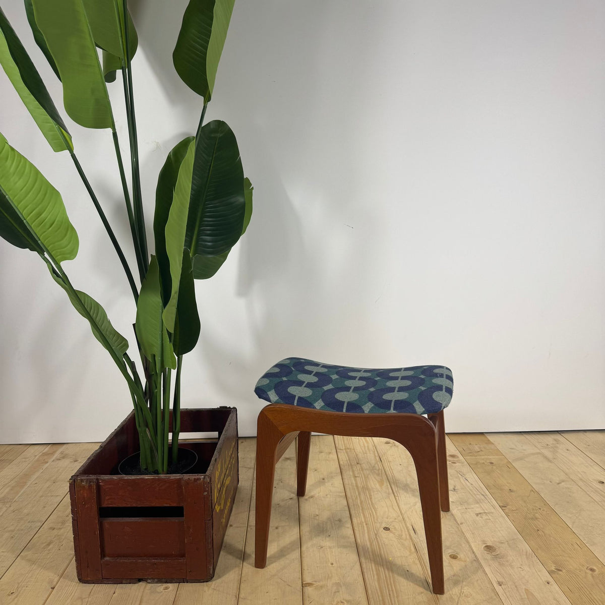 Poggiapiedi Vintage in Teak – Design Danese (Anni '60)