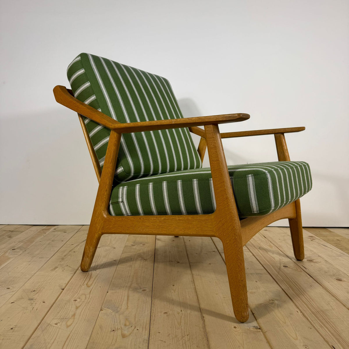 Brockmann-Petersen Mid-Century Modern Armchair – Danish Teak & Oak Frame, 1950s–60s Scandinavian Design