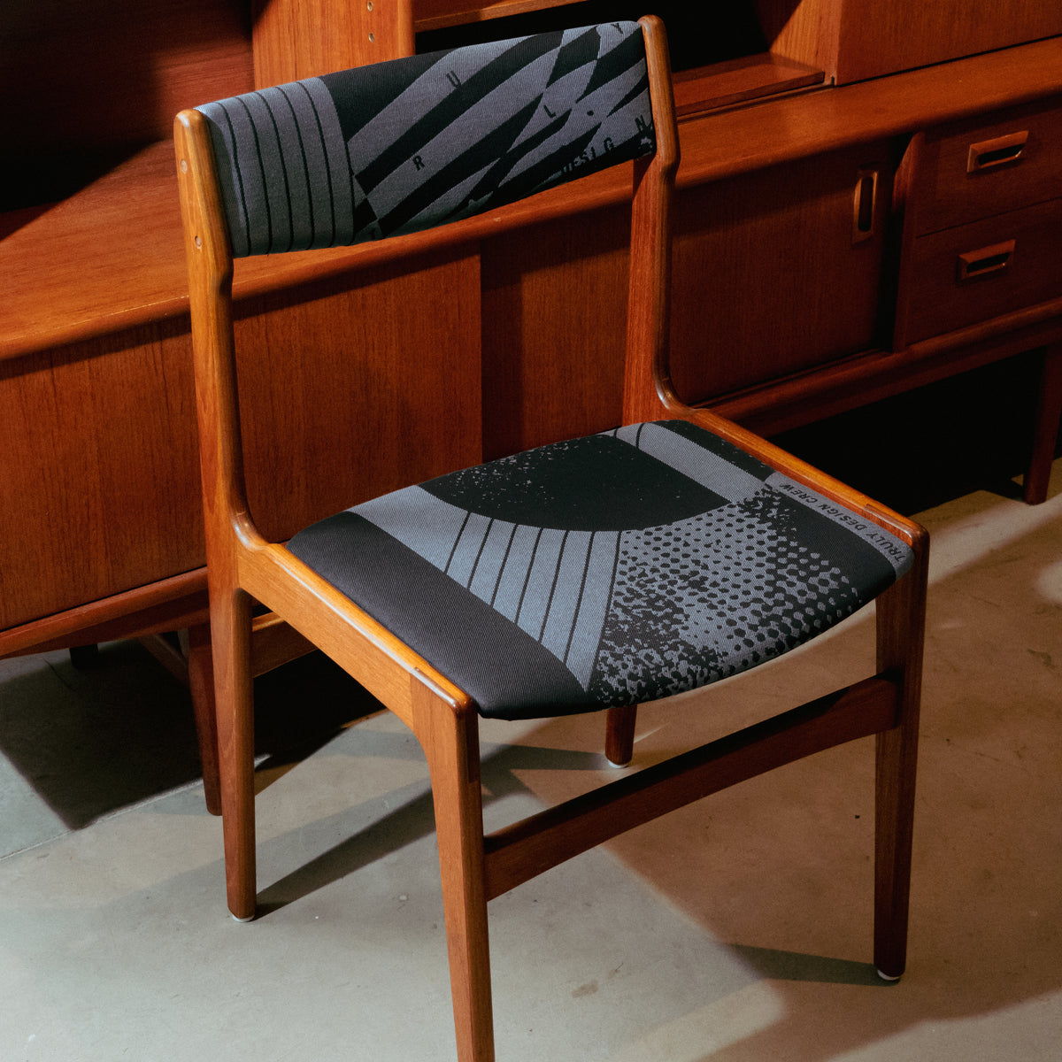 CHAIR