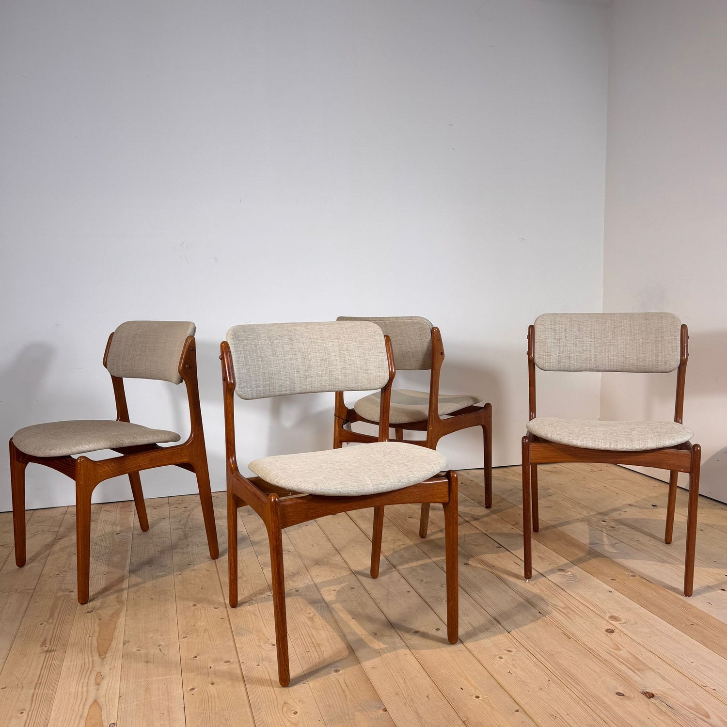 Set di 4 sedie di Erik Buch in teak, anni ’60