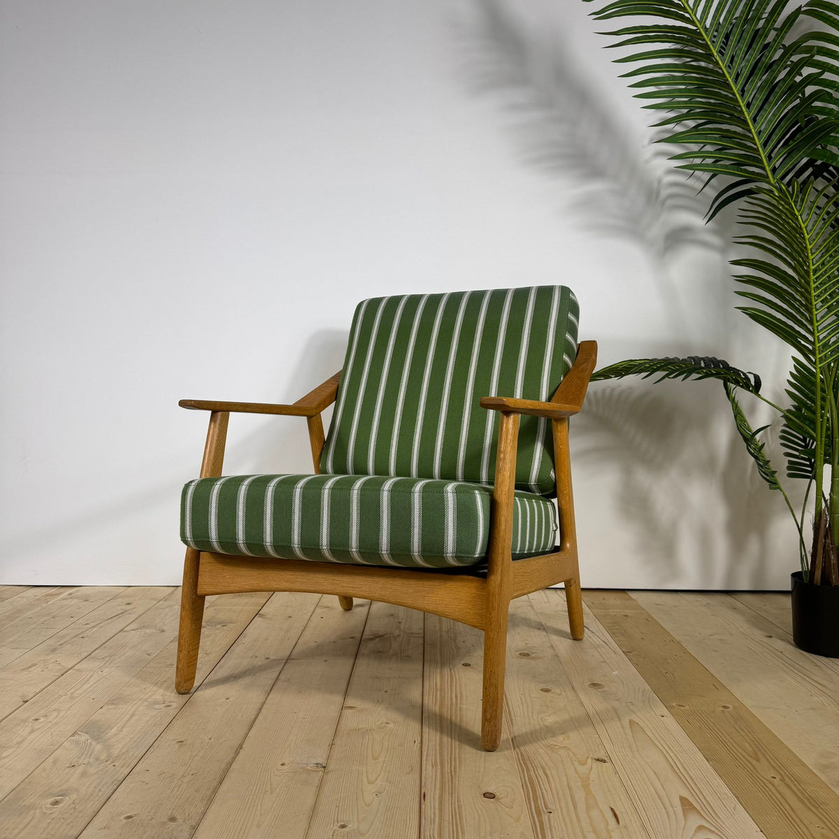 Brockmann-Petersen Mid-Century Modern Armchair – Danish Teak & Oak Frame, 1950s–60s Scandinavian Design
