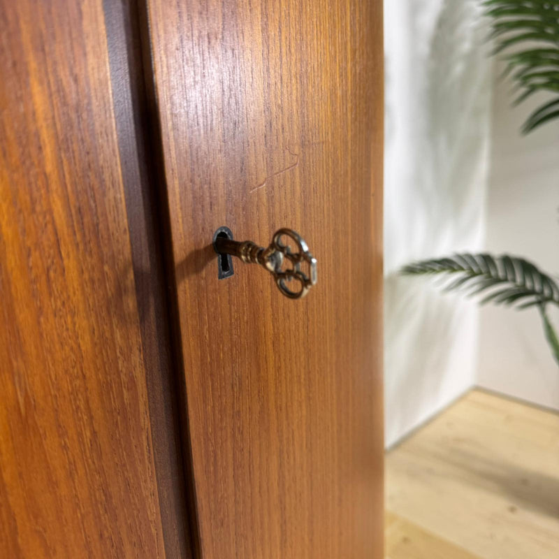 Mobile Angolare Mid-Century Modern in Teak con Ante