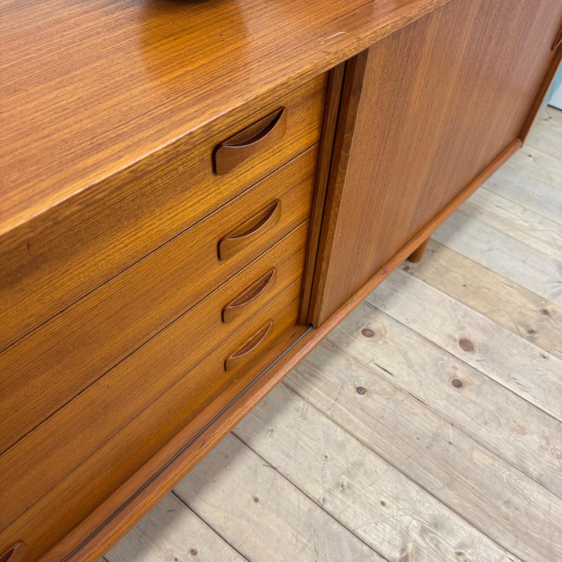 Sideboard in teak di Clausen & Søn, 1960