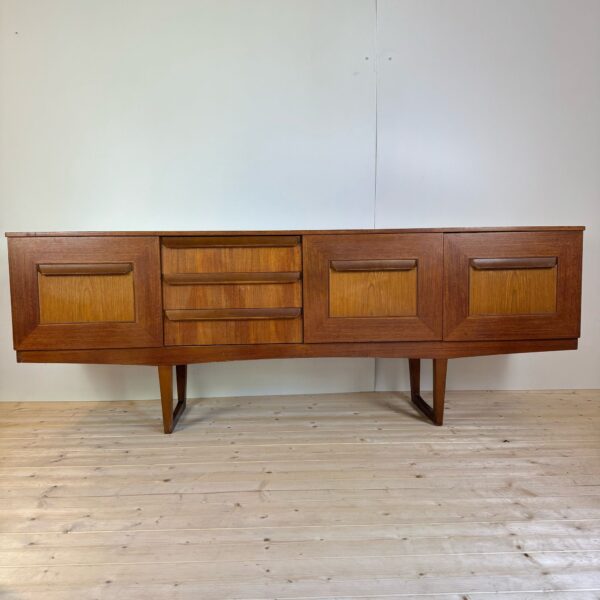 Credenza in teak, Regno Unito 1960