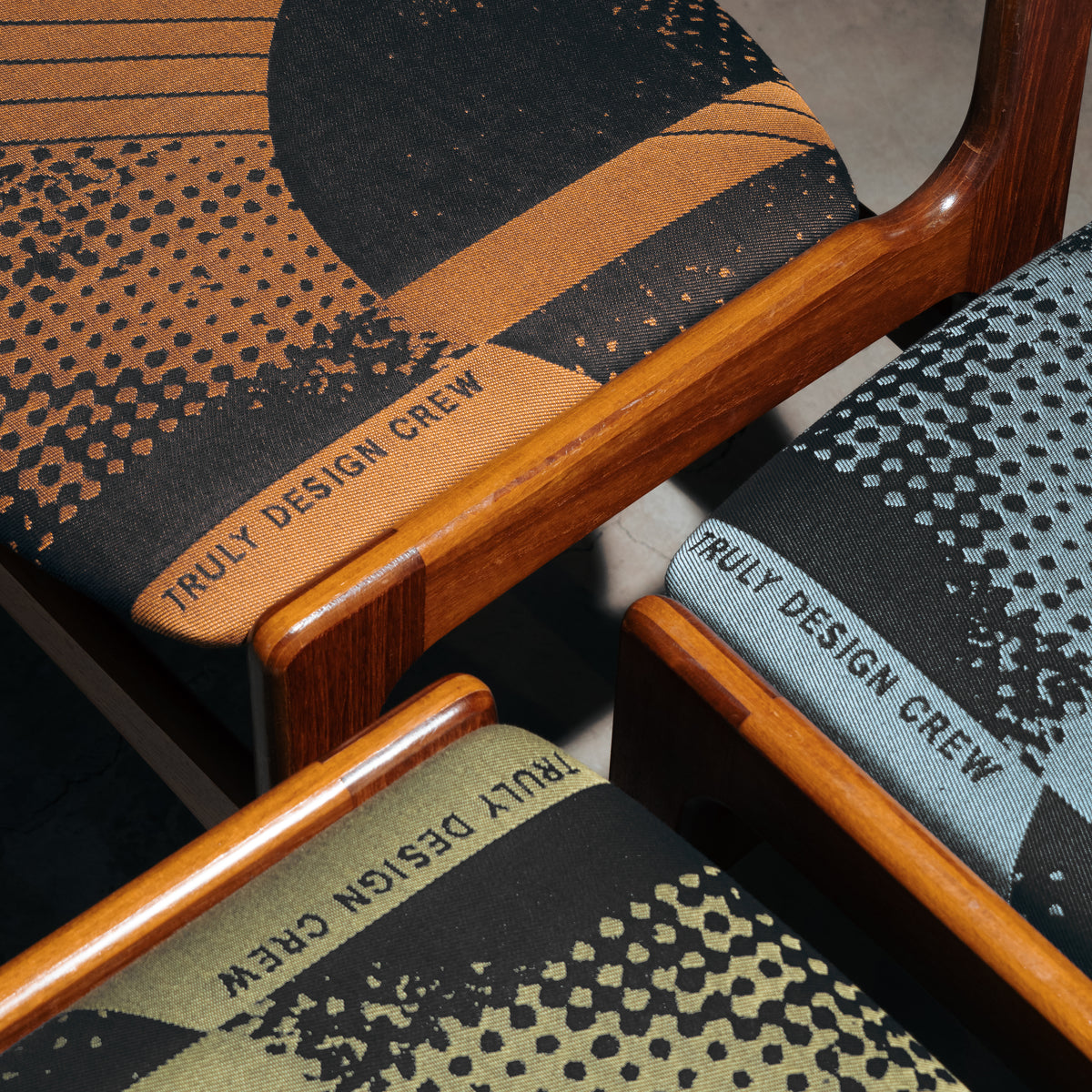 CHAIR