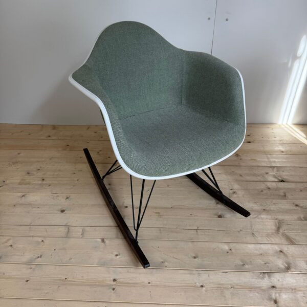 Rocking chair Charles Eames for Vitra