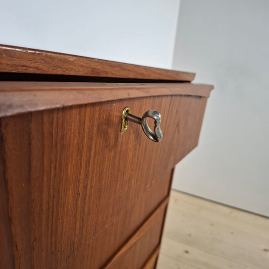 Piccola Cassettiera Mid-Century Modern a Quattro Cassetti – Design Scandinavo in Teak, Anni ’60