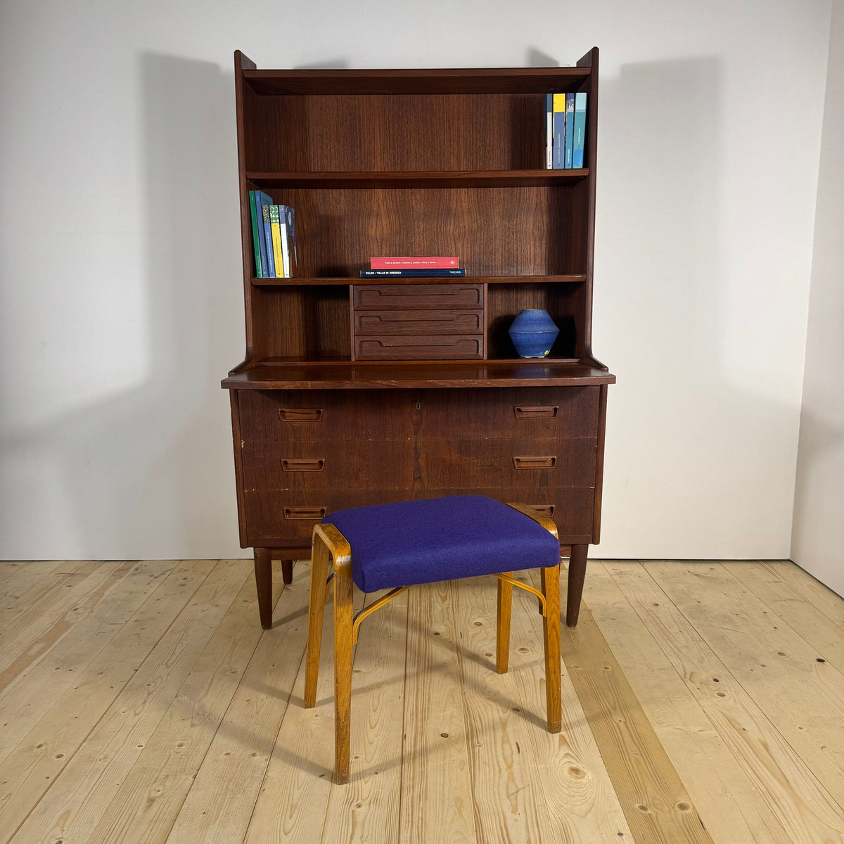 Libreria in Teak con Scrittoio Estraibile – Design Scandinavo Vintage