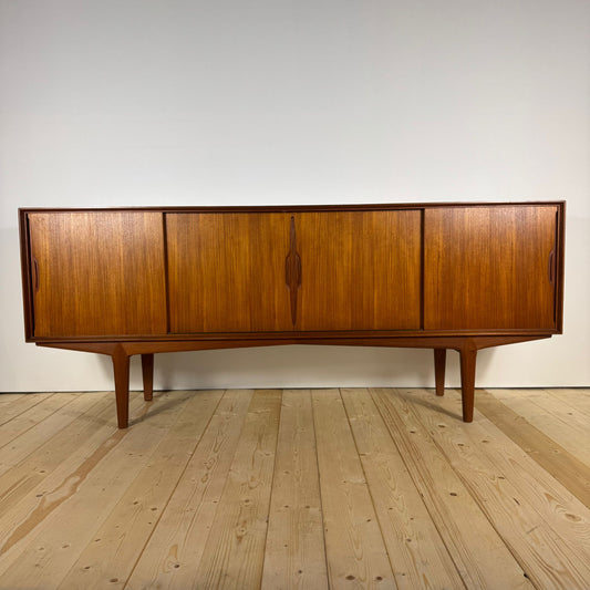 Sideboard danese anni ’60 in teak