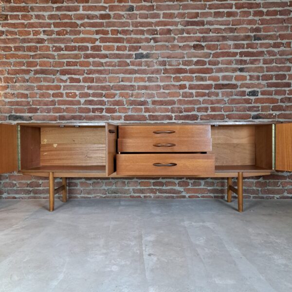 Midcentury sideboard in legno di teak, 1960