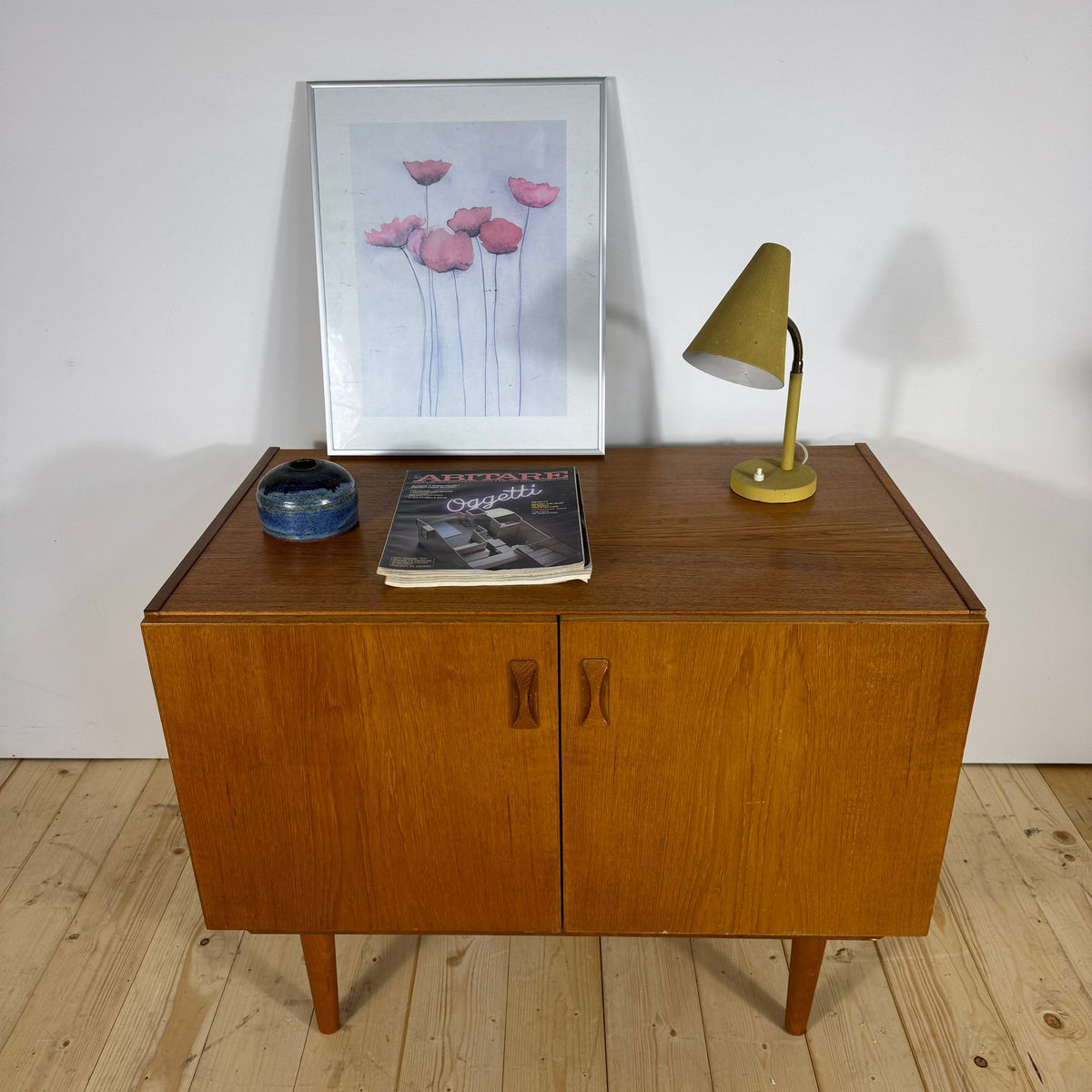 Sideboard Mid-Century Modern in Teak con Cassetti Interni