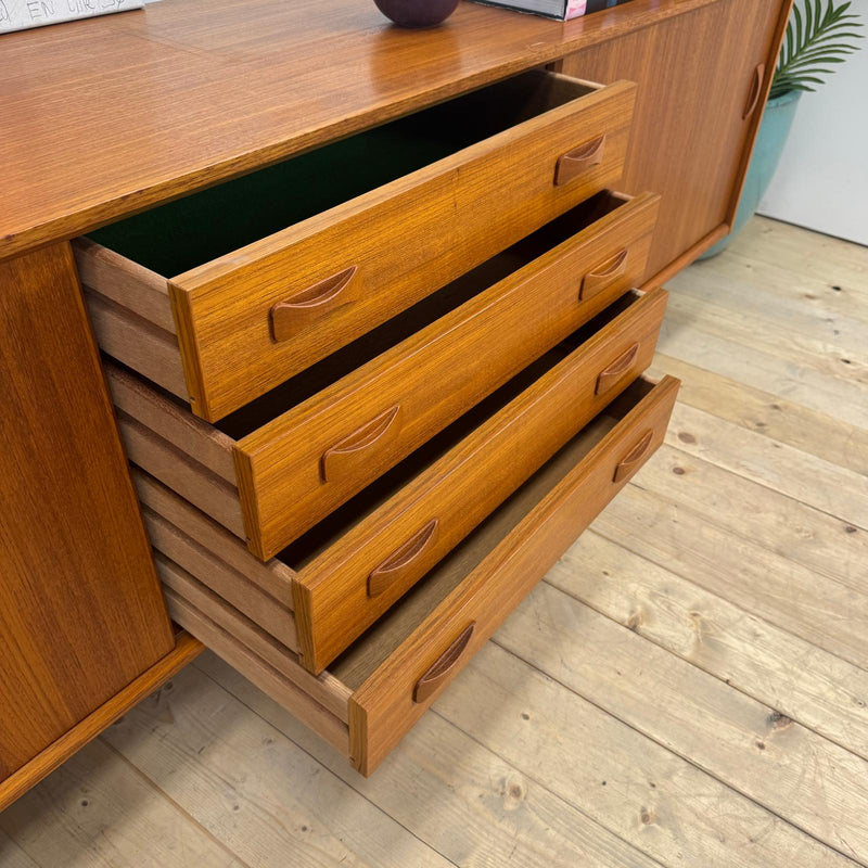 Sideboard in teak di Clausen & Søn, 1960