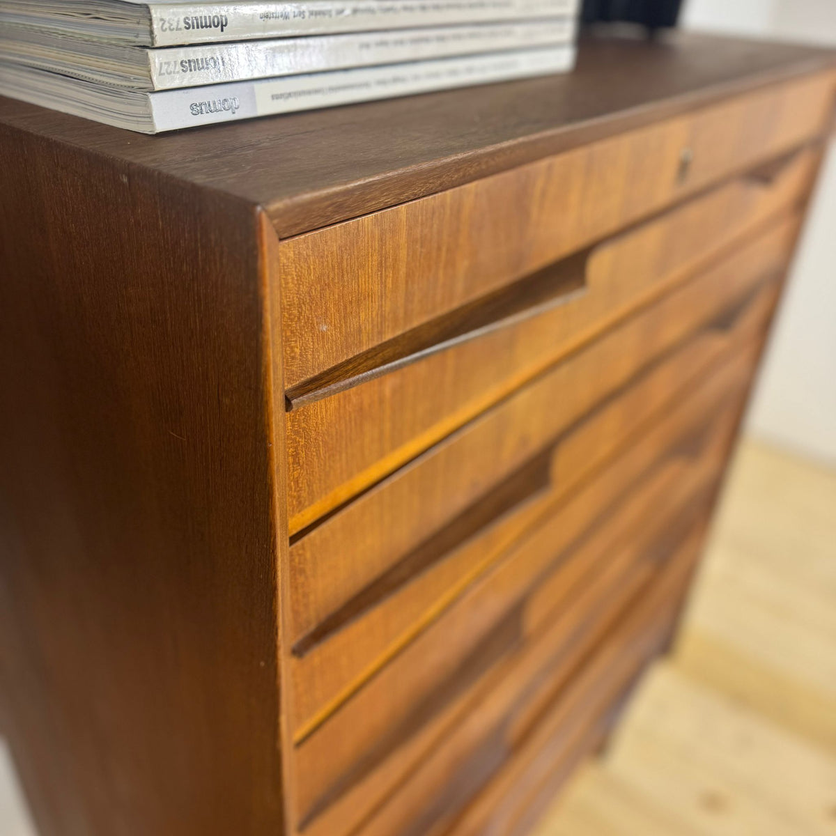 Cassettiera Vintage in Teak – Design Scandinavo Danese, Anni ’60 | Mid-Century Modern