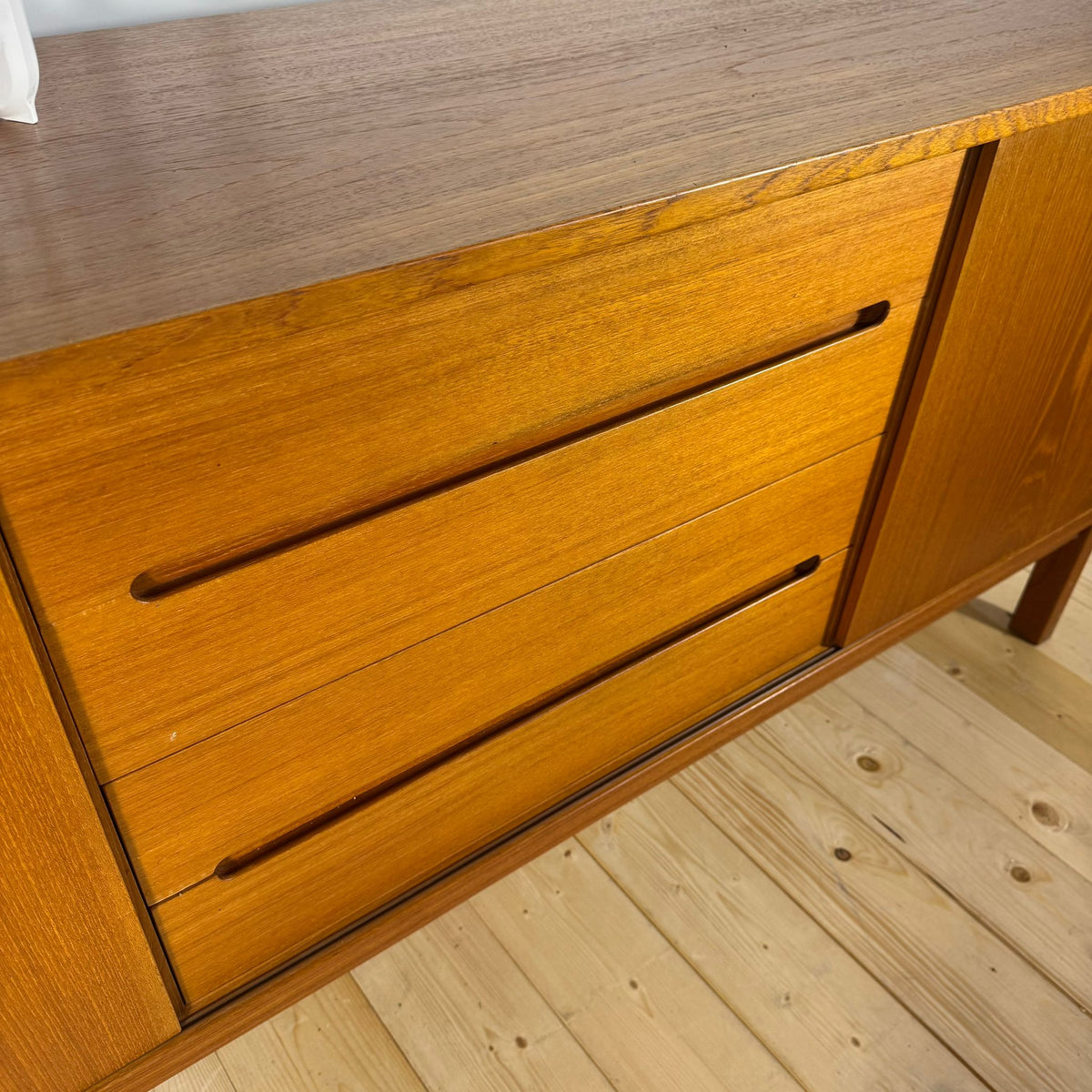 Sideboard “Arild” di Nils Jonsson per Troeds – Svezia, 1960