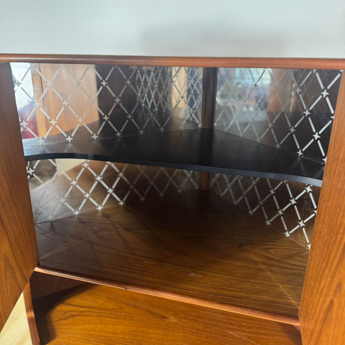 Mobile angolare danese in teak angolare – Mid-Century