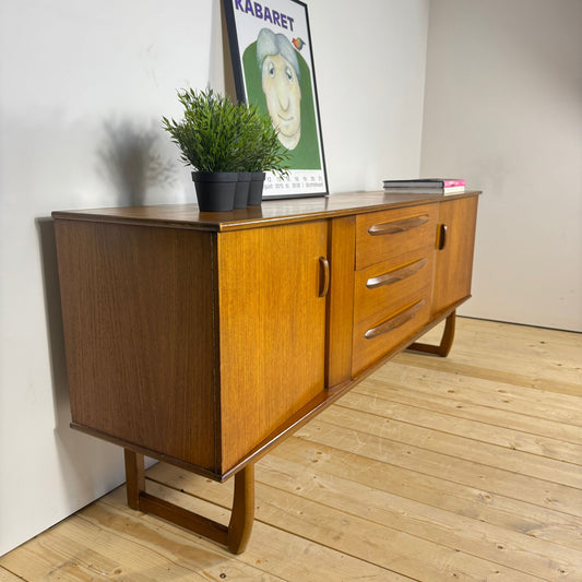 Sideboard Vintage in Teak – Credenza Mid-Century Modern Anni ’60