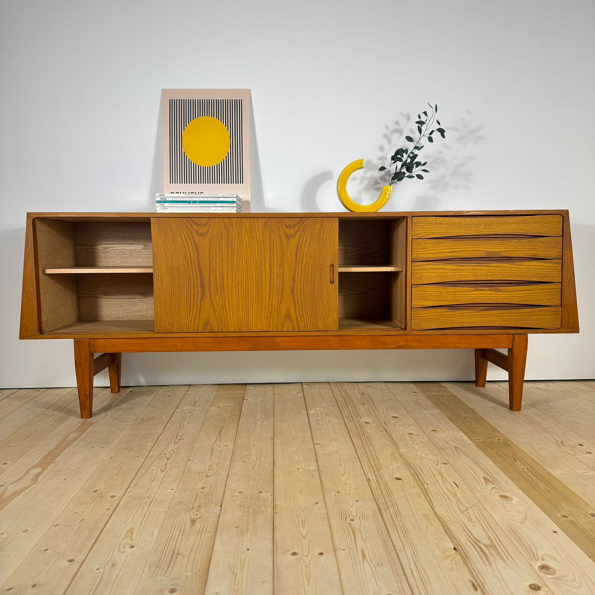 Sideboard in Teak Danese Anni ’60 – Ante Scorrevoli e Cassetti