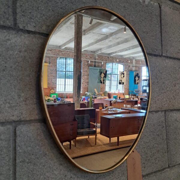 Specchio con cornice in ottone, Danimarca 1960