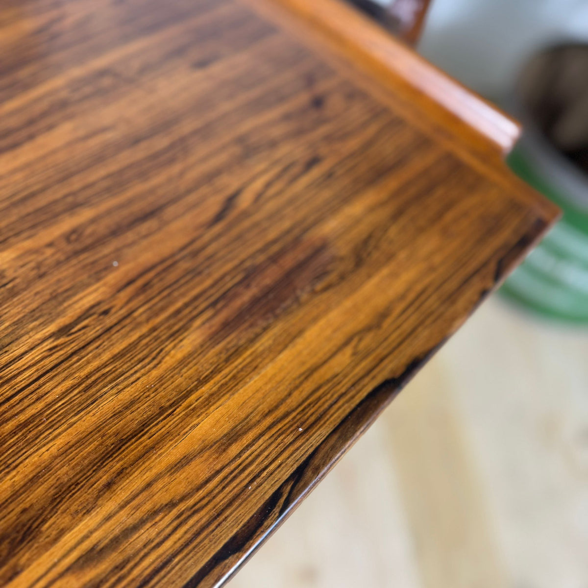 Carrellino in Palissandro Mid-Century – Design Scandinavo / Modernista