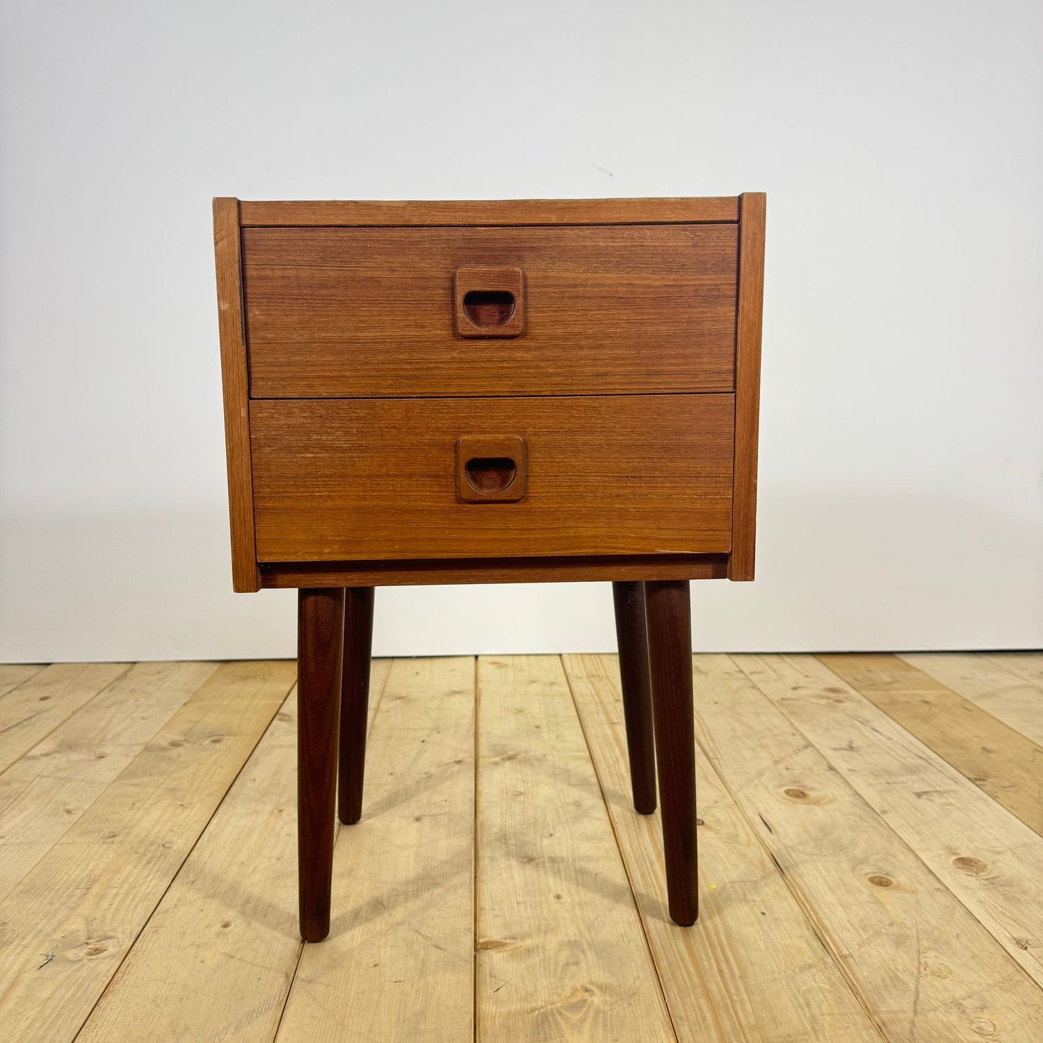 Comodino Danese in Teak – Design Scandinavo Mid-Century, Anni ’60