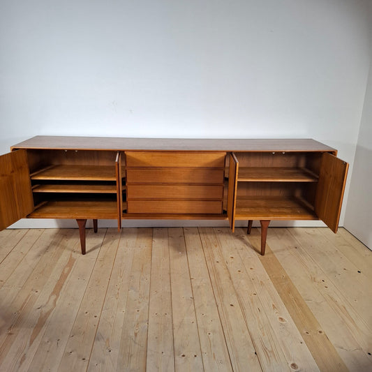 Sideboard in Teak con Cassetti e Ante a Battente – Design Scandinavo Mid-Century Modern, Anni '60