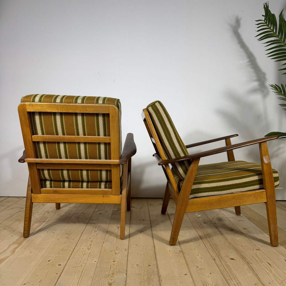 Coppia di Poltrone Danesi Mid-Century Modern in Teak – 1960