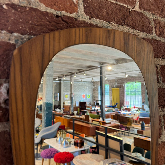 Specchio di forma irregolare, Danimarca 1960