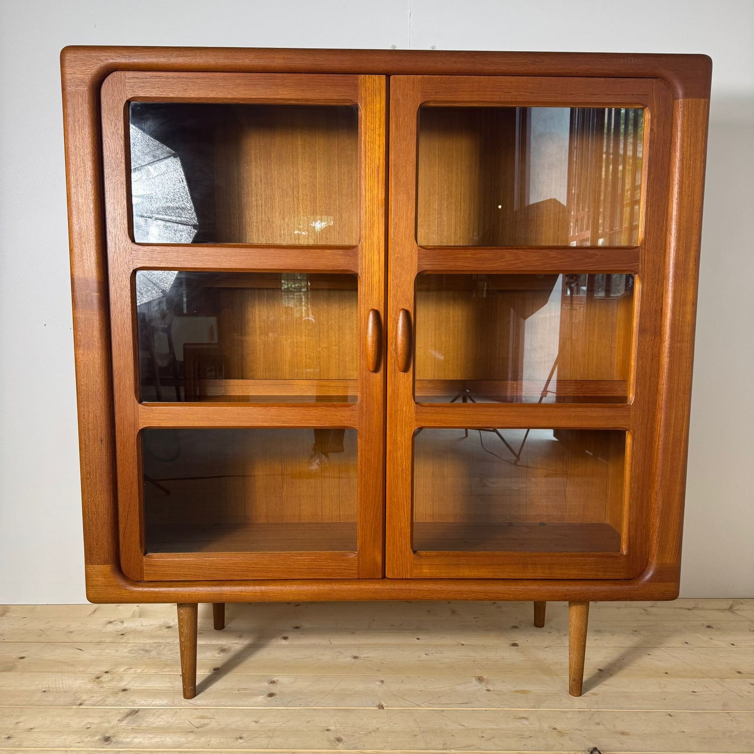 Libreria in Teak con Ante in Vetro – Danimarca 1960, Dyrlund