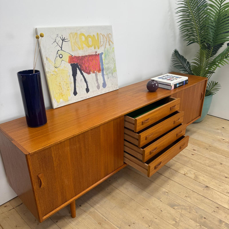 Sideboard in teak di Clausen & Søn, 1960