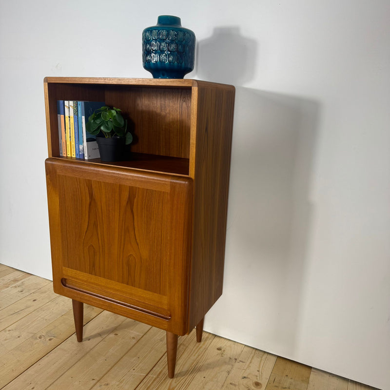 Piccolo Mobile in Teak Dyrlund – Design Danese Mid-Century, Anni ’60