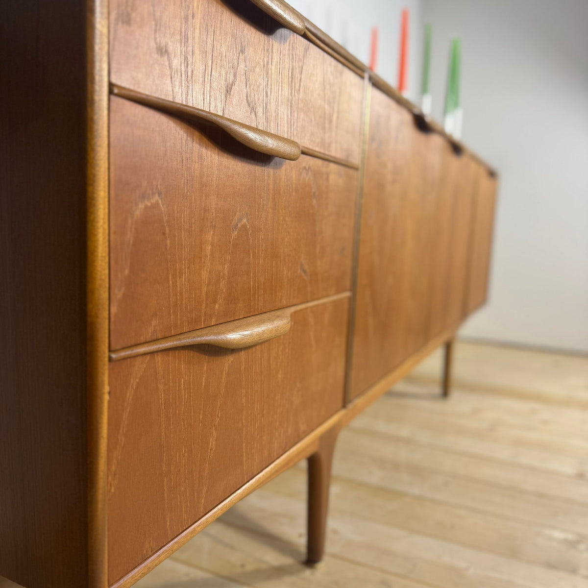 Credenza McIntosh in Teak – Sideboard Mid-Century Scozzese Anni ’60