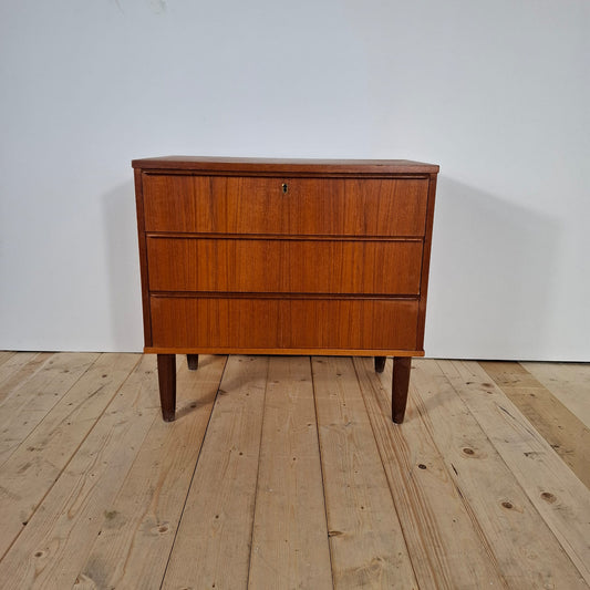 Cassettiera Danese Mid-Century Modern in Teak a Tre Cassetti – Anni ’60