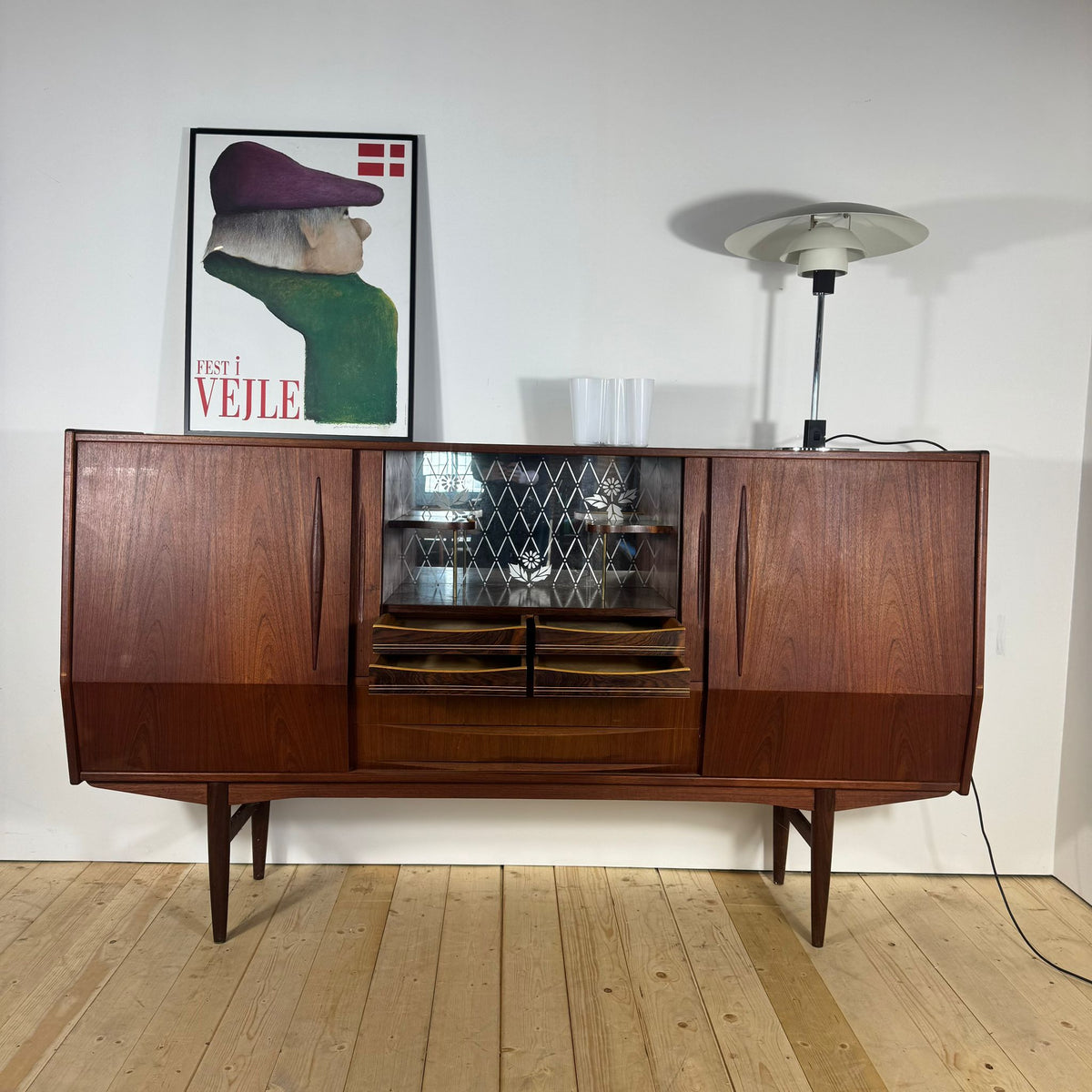 Sideboard Alta in Teak – Eleganza Mid-Century Scandinava Originale Anni ’60