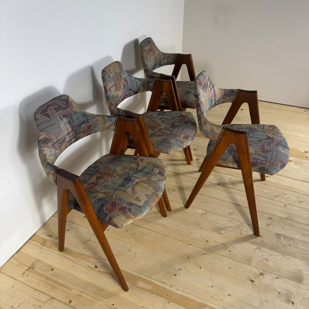 Set di 4 Sedie Compass di Kai Kristiansen – Design Danese Mid-Century