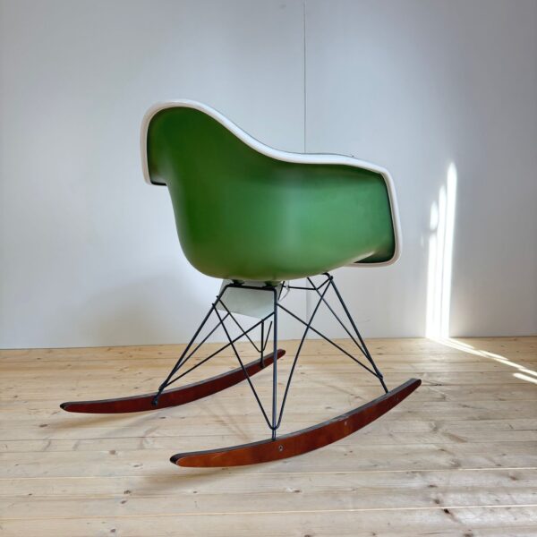 Rocking chair Charles Eames for Vitra