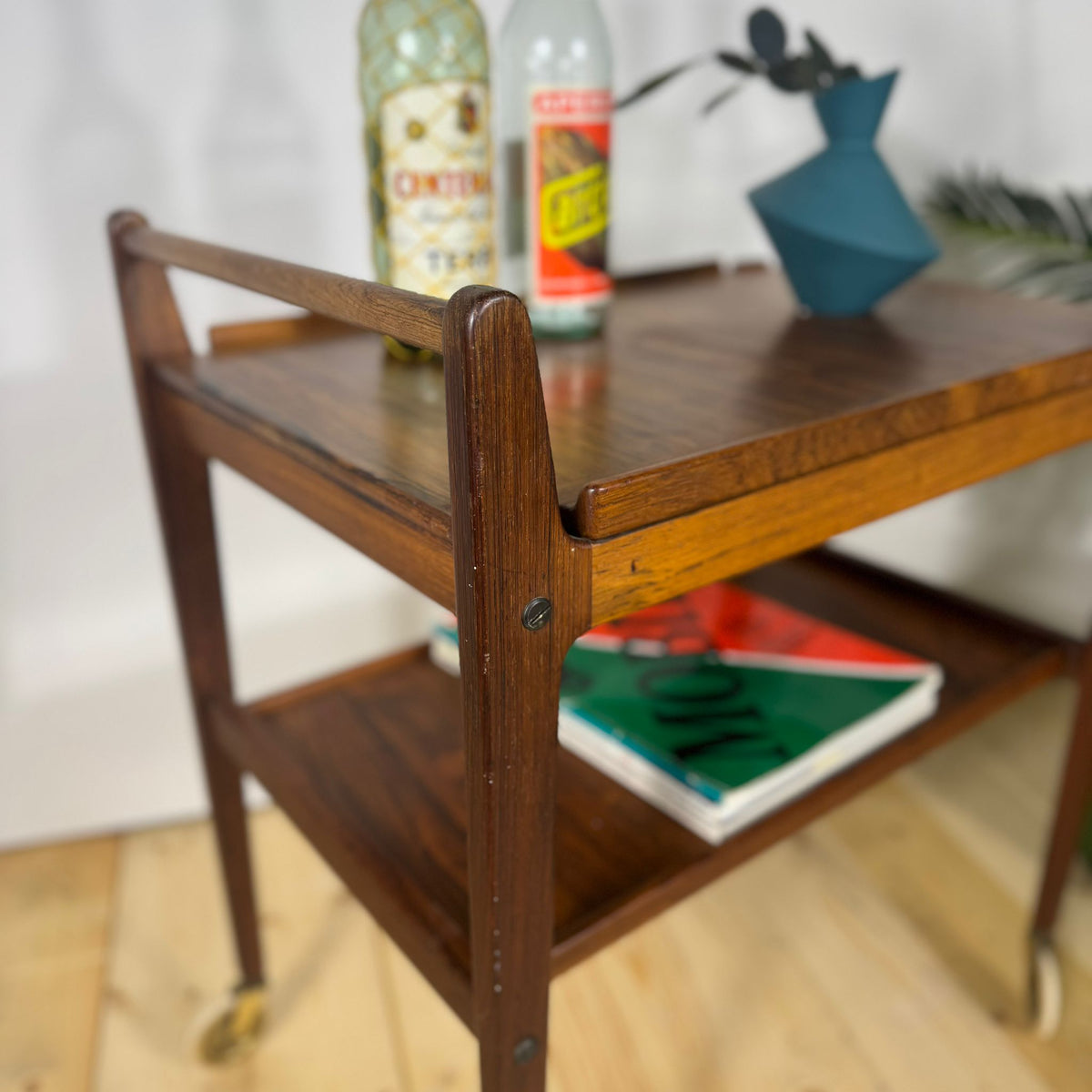 Carrellino in Palissandro Mid-Century – Design Scandinavo / Modernista