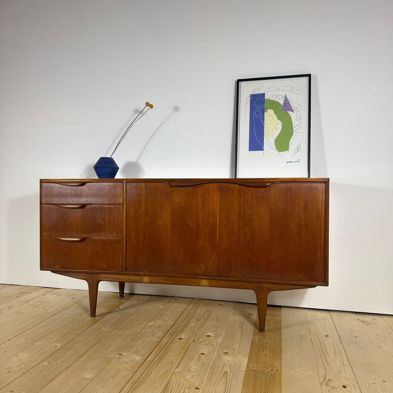 “Sideboard vintage in teak – McIntosh Furniture, anni ’60”